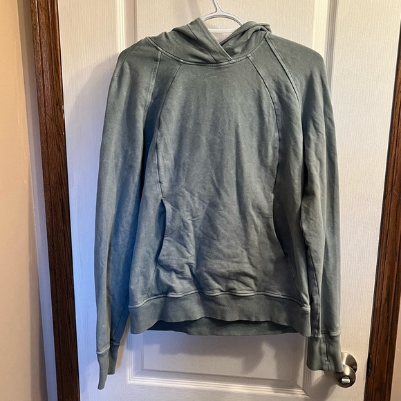 Lululemon Green Scuba Pullover Size 6 - Picture 3 of 6